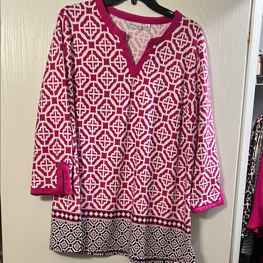 Kim Rogers Geometric Pink and White Long Sleeve Top